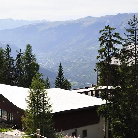 Au Calme Avec Balcon Et Wifi Gratuit - Fr-1-346-520 Apartment